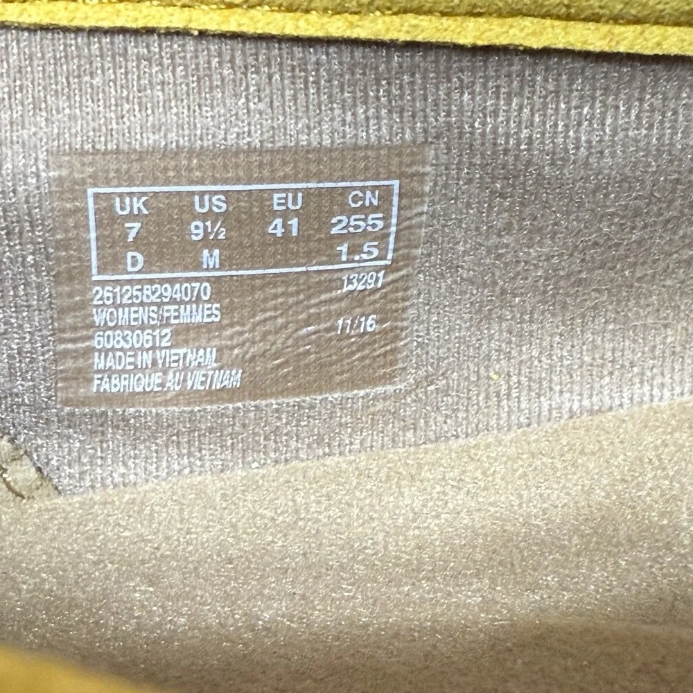 Clarks Azella Theoni Flats Women Sz 9.5 Espadrille Slip On Shoes Yellow Vacation